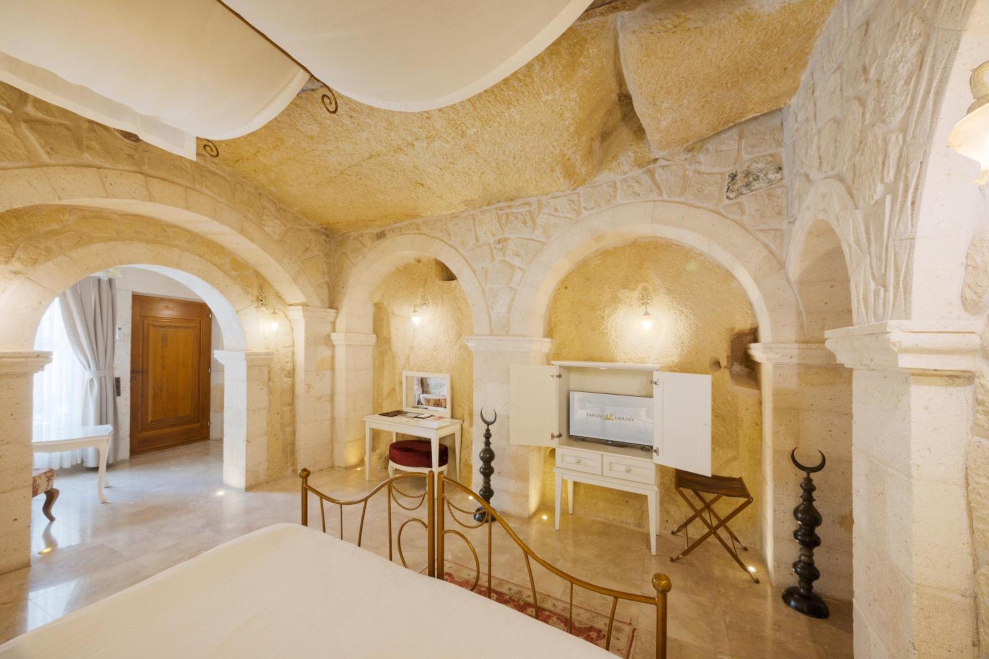 Tafoni Houses Cave Hotel Ortahisar Exterior photo