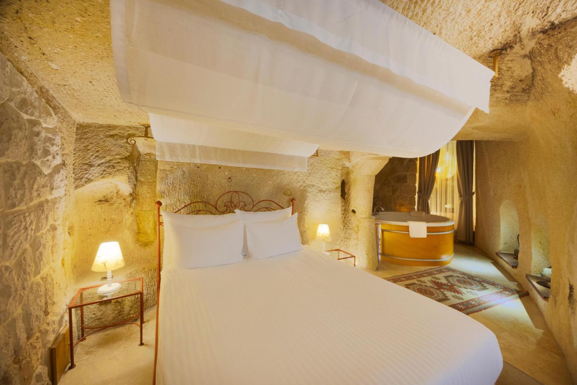 Tafoni Houses Cave Hotel Ortahisar Exterior photo