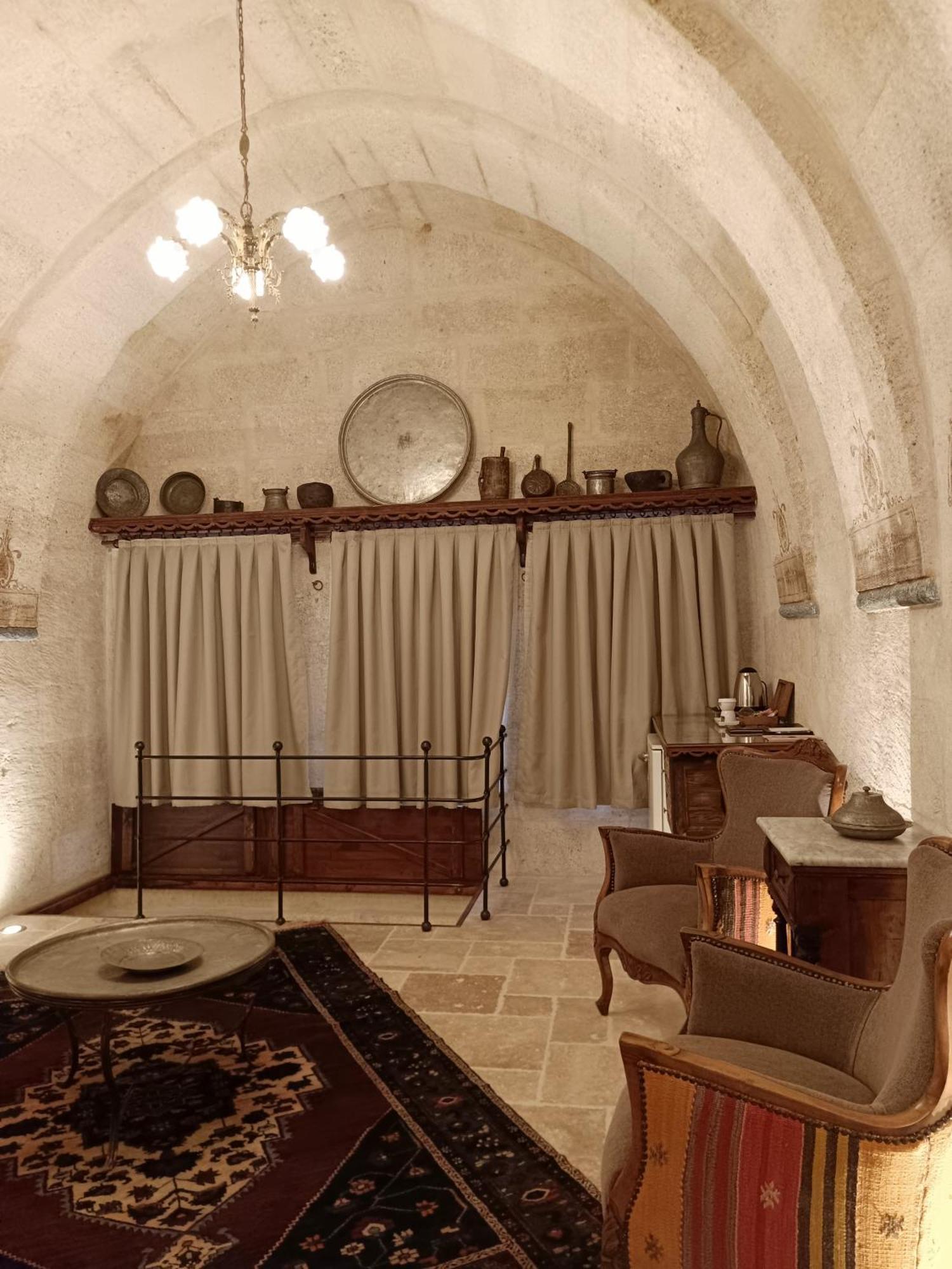 Tafoni Houses Cave Hotel Ortahisar Exterior photo